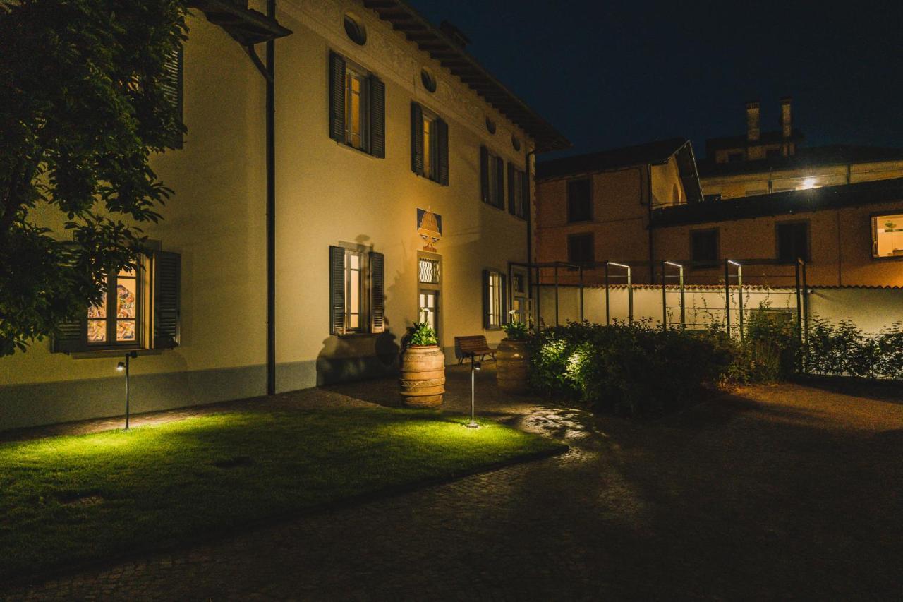Villa Manzoni コローニョ・アル・セーリオ エクステリア 写真
